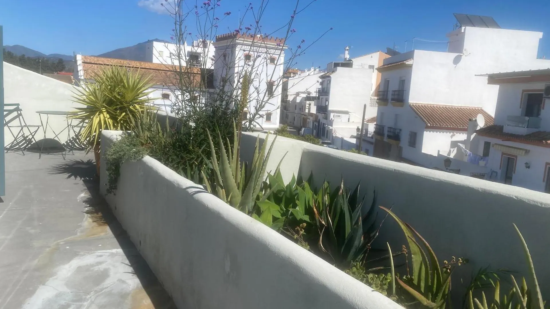 Romantic Rooftop Apartment With Stunning Sea And Mountain Views contacts