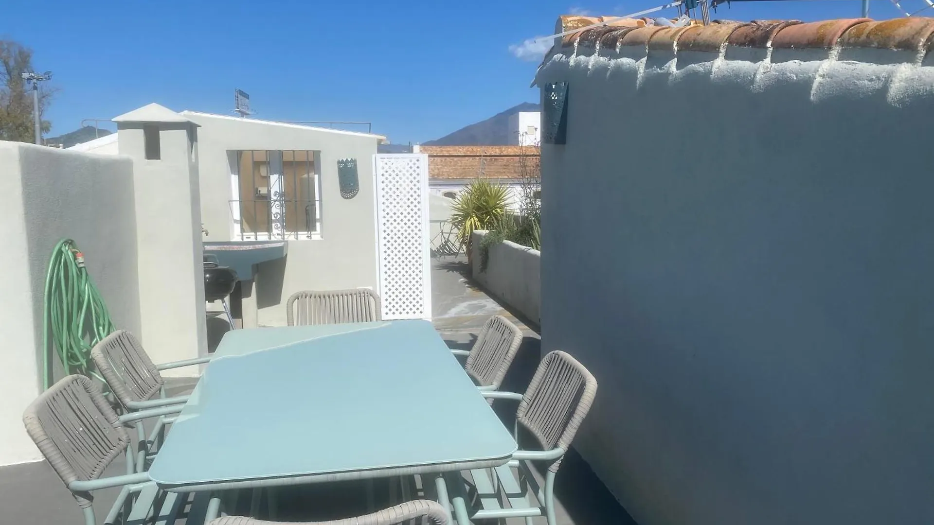 Romantic Rooftop Apartment With Stunning Sea And Mountain Views Marbella